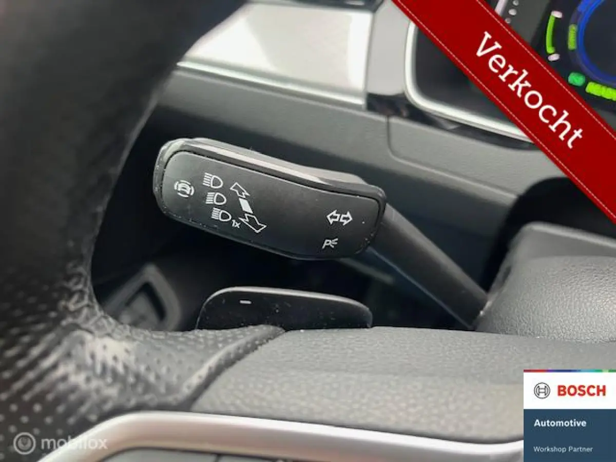 R-LINE PHEV R-LINE ALLE DENKBARE OPTIES