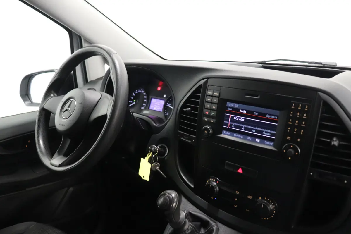 111 CDI - EURO 6 - Airco - Navi - Cruise - € 10.900,- Excl