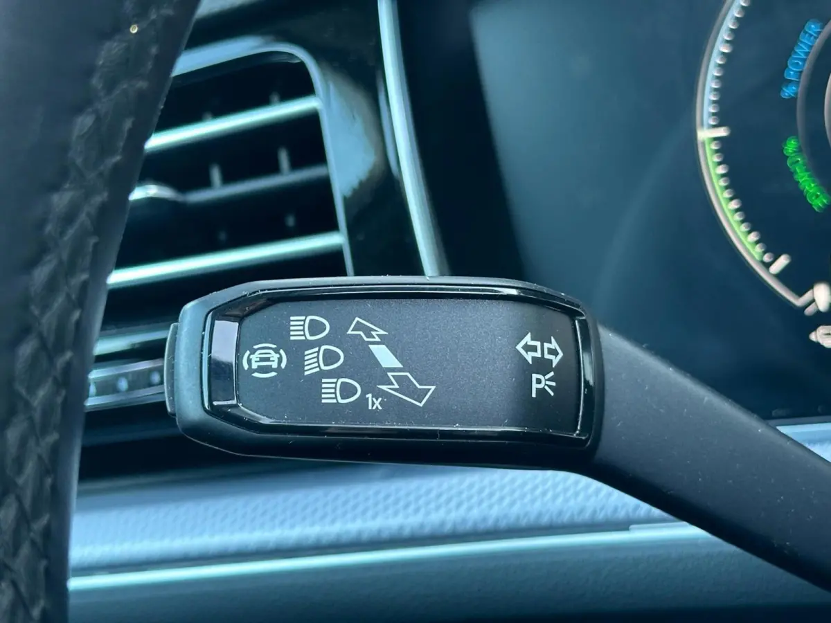 3.0 TSi 4MOTION R e-HYBRID 462PK|PANO|ACC|LUCHTV.|HEAD-UP|LED|