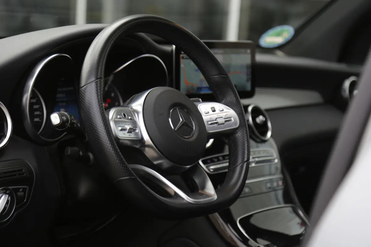 320PK PHEV Plug in 4MATIC AMG*1ste Eig*BTW*Perfect Onderh.*Manufaktur Magno!/Pano/Elek. Trekhaak/ACC/HUD/Memorie/360/DAB/Dodehoek/Elek. Klep/LED/Parkeersens.V+A/19 inch LM*