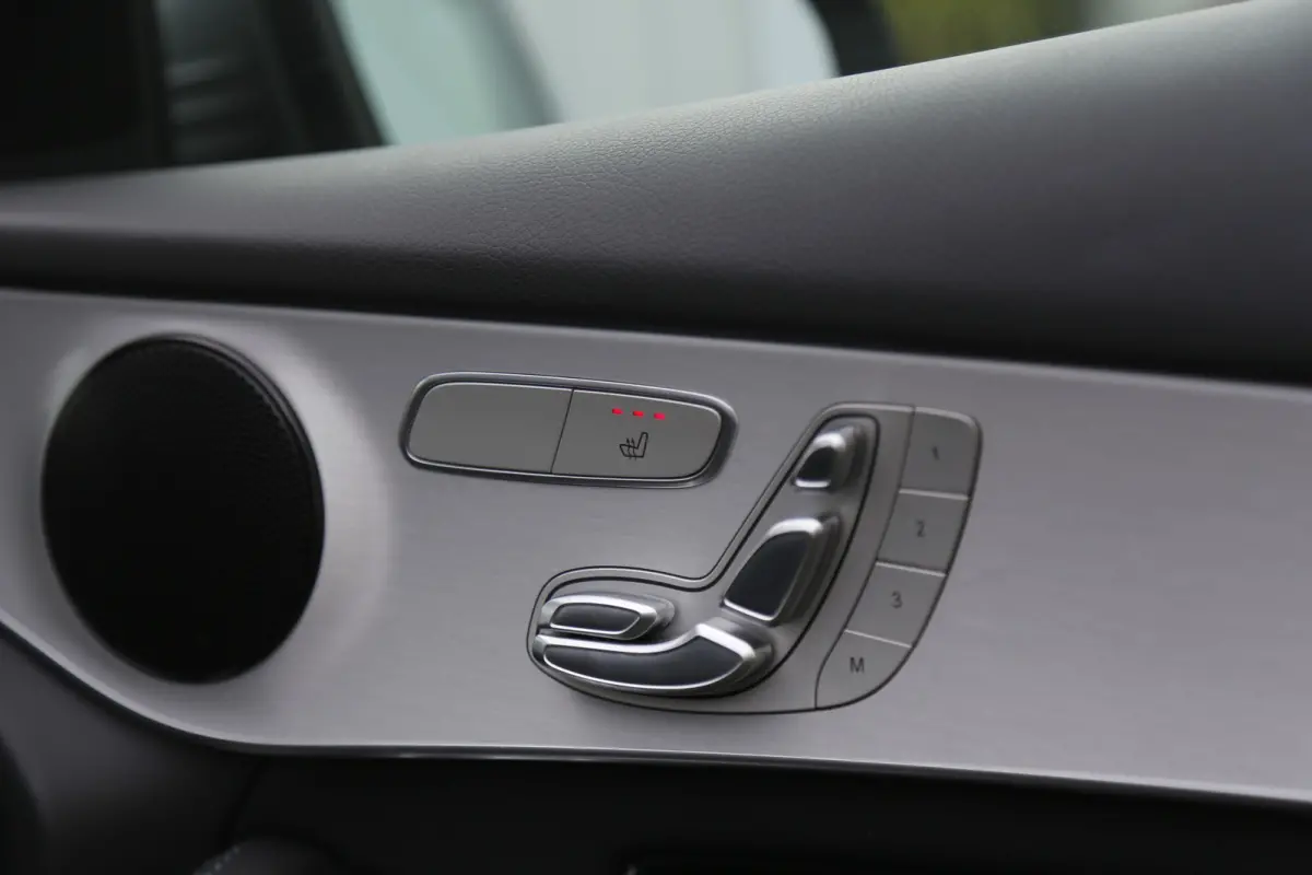 320PK PHEV Plug in 4MATIC AMG*1ste Eig*BTW*Perfect Onderh.*Manufaktur Magno!/Pano/Elek. Trekhaak/ACC/HUD/Memorie/360/DAB/Dodehoek/Elek. Klep/LED/Parkeersens.V+A/19 inch LM*