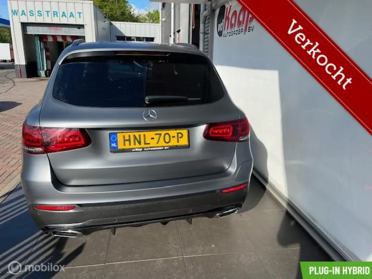 300de AMG-LINE 4MATIC PHEV