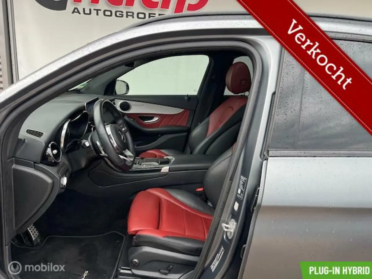 300de AMG-LINE 4MATIC PHEV