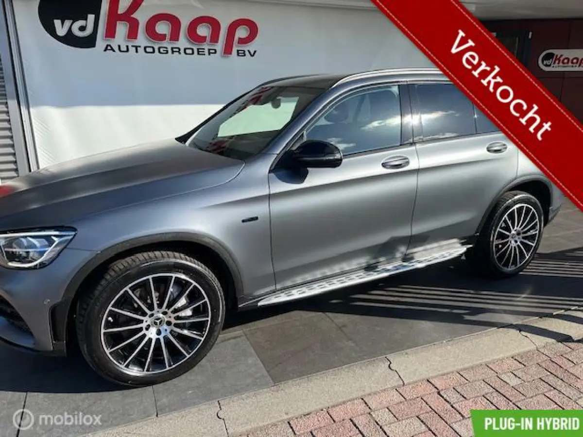 300de AMG-LINE 4MATIC PHEV