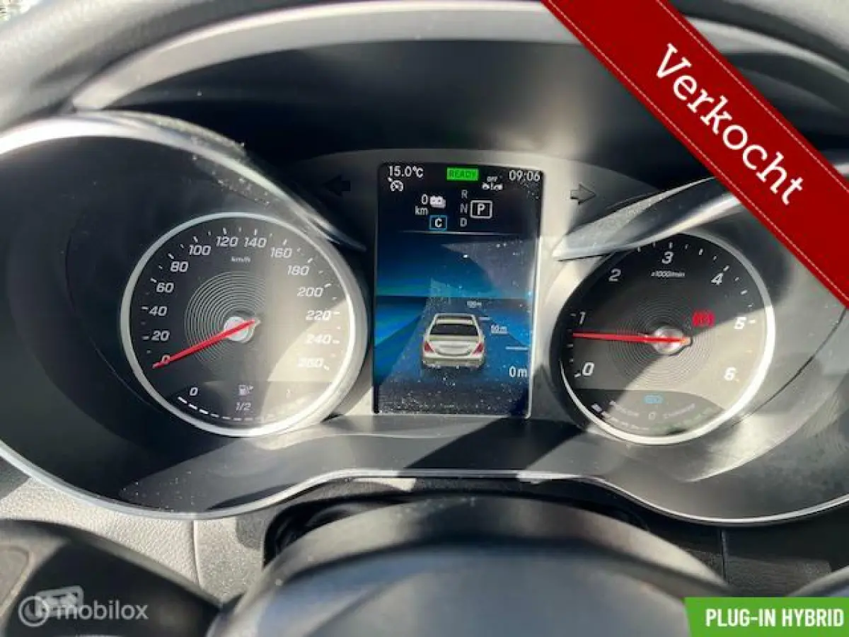 300de AMG-LINE 4MATIC PHEV