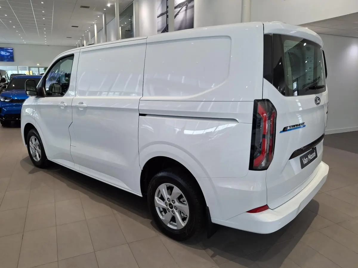 Limited | NIEUW TE BESTELLEN | H1 340 L2 | ACHTERUITRIJCAMERA | ACHTERKLEP | WLTP 380KM |