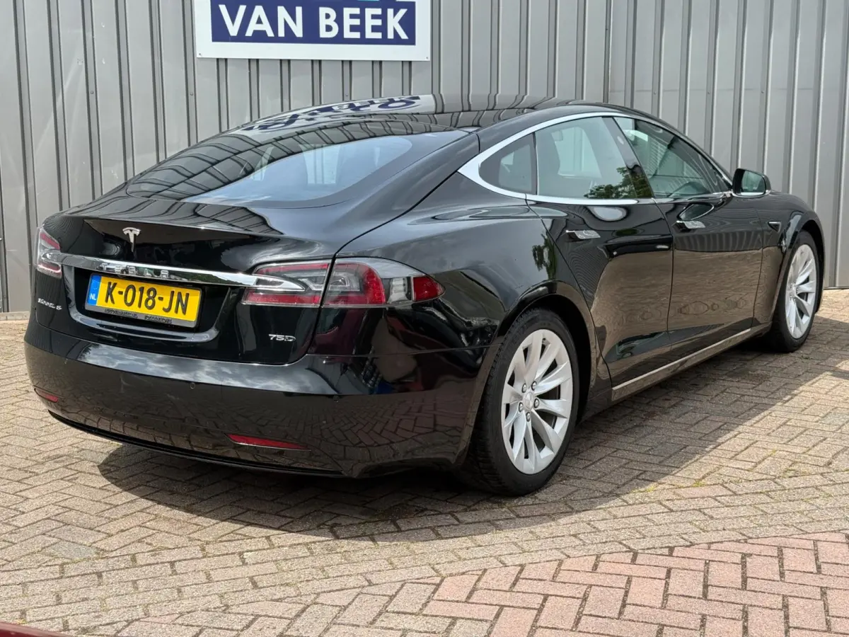 75D Base|AWD| Luchtvering|Nieuwe APK+OH