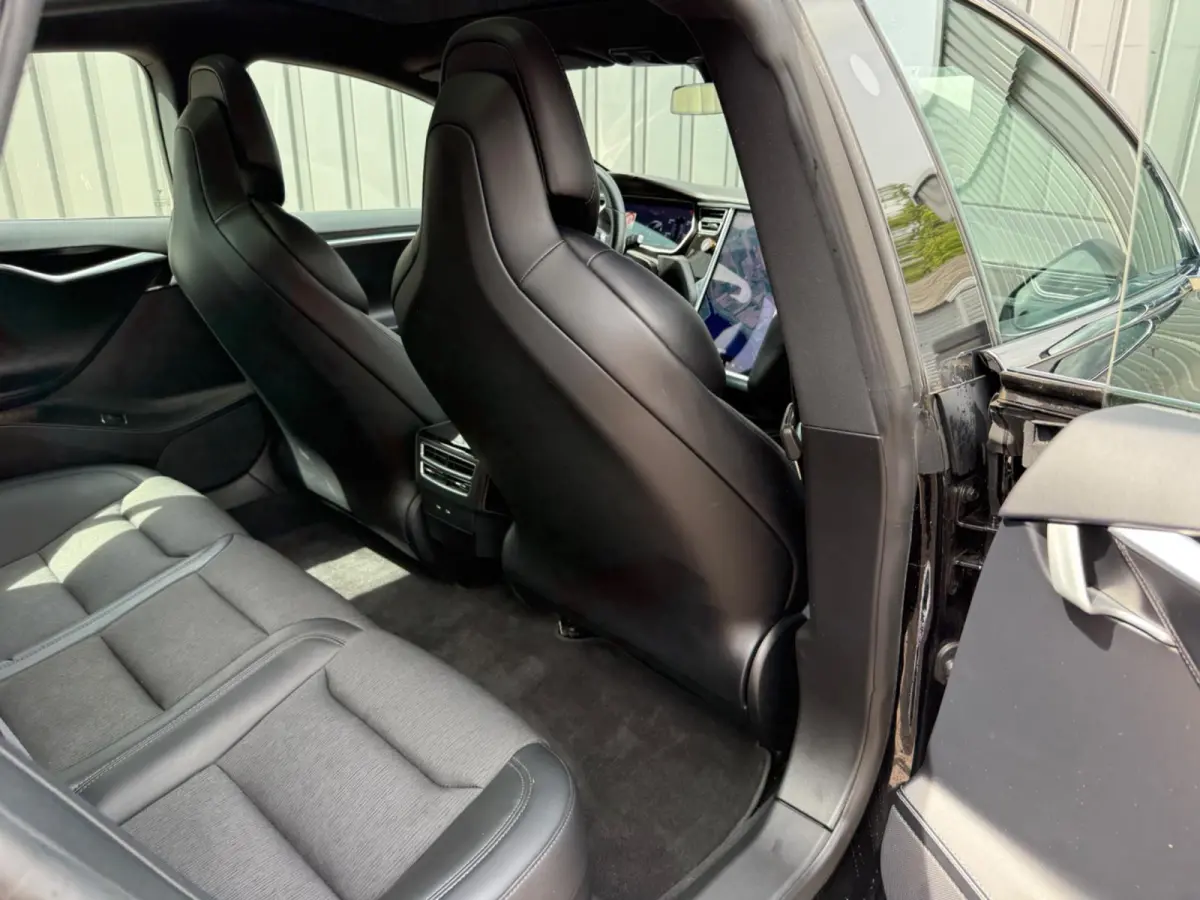75D Base|AWD| Luchtvering|Nieuwe APK+OH