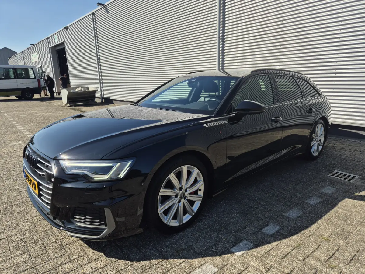 55 TFSI e quattro Competition