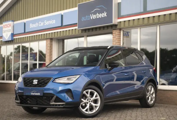 1.0 EcoTSI 116pk FR DSG | Full LED | Keyless | ParkAssist + Camera | App-Connect | Armsteun vóór | Black Pack | Wireless Charge