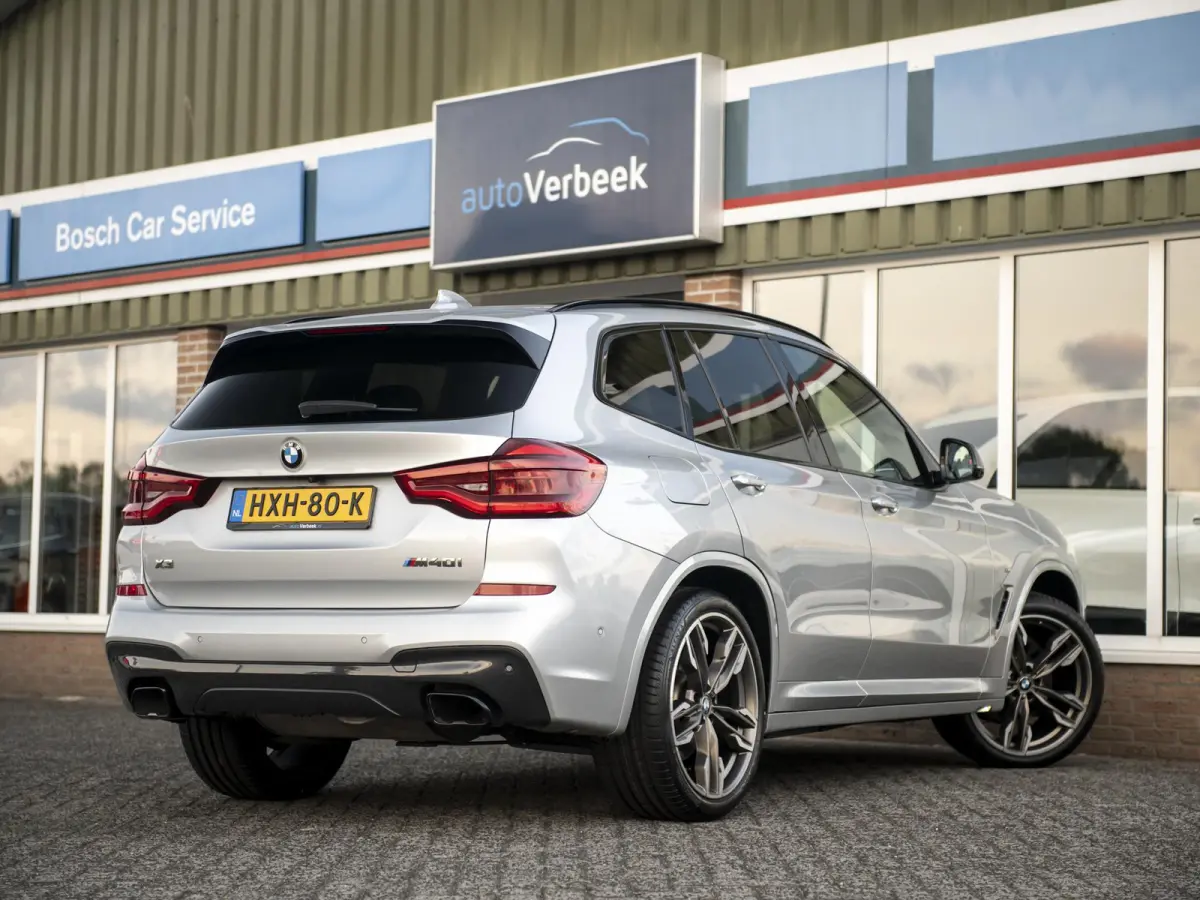 M40i xDrive High Executive | LED | Trekhaak | Pano | 21" LMV | Mem.stoel | H&K Audio | Comf.Access | Conn.Pack Prof. | Standkachel | 360 camera | Achterbank-/stuurverwarming | Full Options