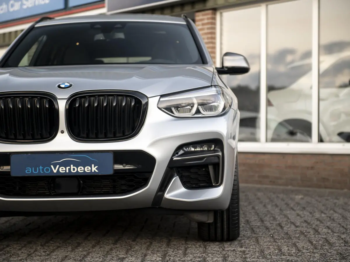 M40i xDrive High Executive | LED | Trekhaak | Pano | 21" LMV | Mem.stoel | H&K Audio | Comf.Access | Conn.Pack Prof. | Standkachel | 360 camera | Achterbank-/stuurverwarming | Full Options