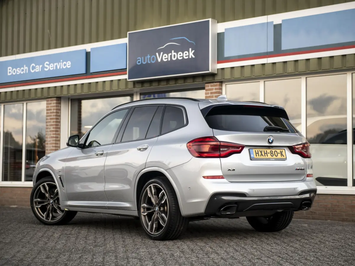 M40i xDrive High Executive | LED | Trekhaak | Pano | 21" LMV | Mem.stoel | H&K Audio | Comf.Access | Conn.Pack Prof. | Standkachel | 360 camera | Achterbank-/stuurverwarming | Full Options