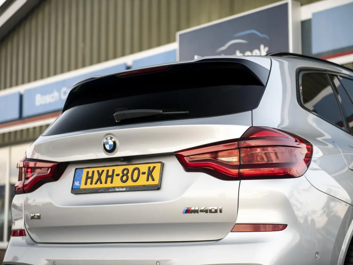 M40i xDrive High Executive | LED | Trekhaak | Pano | 21" LMV | Mem.stoel | H&K Audio | Comf.Access | Conn.Pack Prof. | Standkachel | 360 camera | Achterbank-/stuurverwarming | Full Options