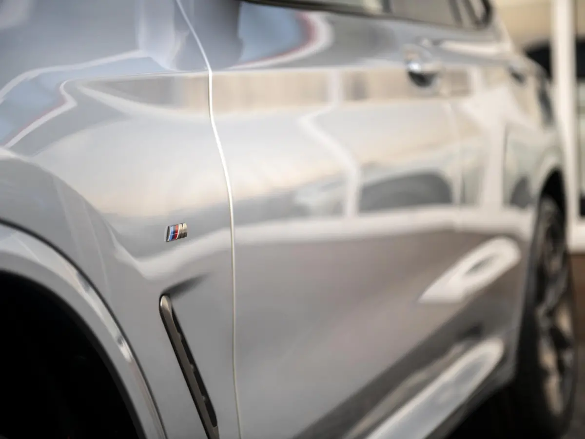 M40i xDrive High Executive | LED | Trekhaak | Pano | 21" LMV | Mem.stoel | H&K Audio | Comf.Access | Conn.Pack Prof. | Standkachel | 360 camera | Achterbank-/stuurverwarming | Full Options