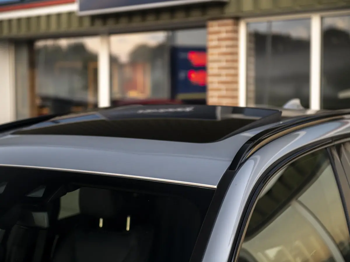 M40i xDrive High Executive | LED | Trekhaak | Pano | 21" LMV | Mem.stoel | H&K Audio | Comf.Access | Conn.Pack Prof. | Standkachel | 360 camera | Achterbank-/stuurverwarming | Full Options