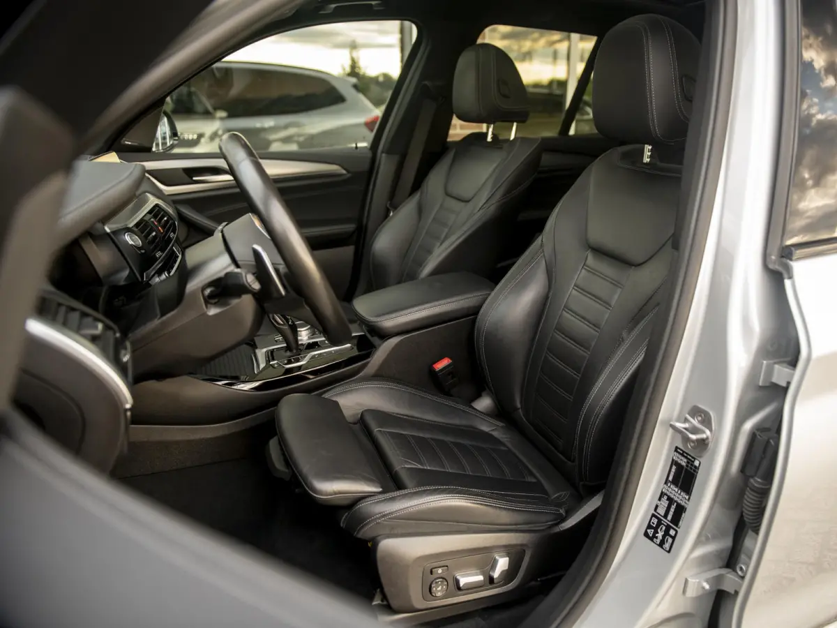M40i xDrive High Executive | LED | Trekhaak | Pano | 21" LMV | Mem.stoel | H&K Audio | Comf.Access | Conn.Pack Prof. | Standkachel | 360 camera | Achterbank-/stuurverwarming | Full Options