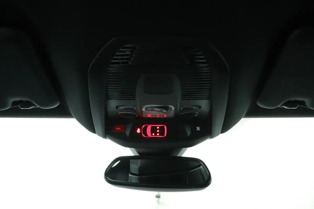 1.2 *GT Line*FULL-LED*NAVI*ECC*CRUISE*RIEM.VV*