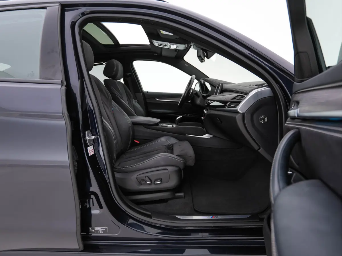 xDrive30d High Executive Design-Edition-Extravagance Aut. *PANO | LEATHER-ALCANTARA | FULL-LED | MEMORY-PACK | HEAD-UP | HIFI-SOUND | KEYLESS | DAB+ | BLIND-SPOT | CAMERA | HEATED-SPORTSEATS