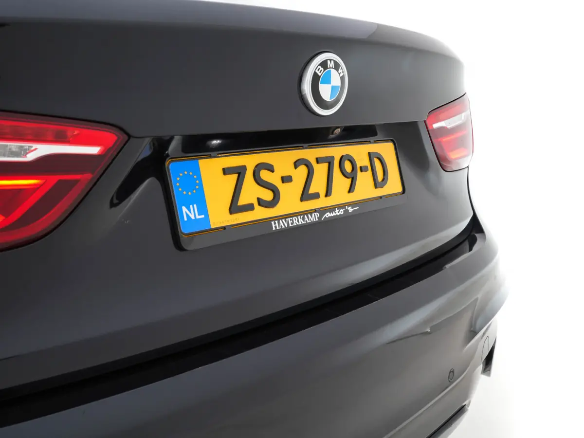 xDrive30d High Executive Design-Edition-Extravagance Aut. *PANO | LEATHER-ALCANTARA | FULL-LED | MEMORY-PACK | HEAD-UP | HIFI-SOUND | KEYLESS | DAB+ | BLIND-SPOT | CAMERA | HEATED-SPORTSEATS