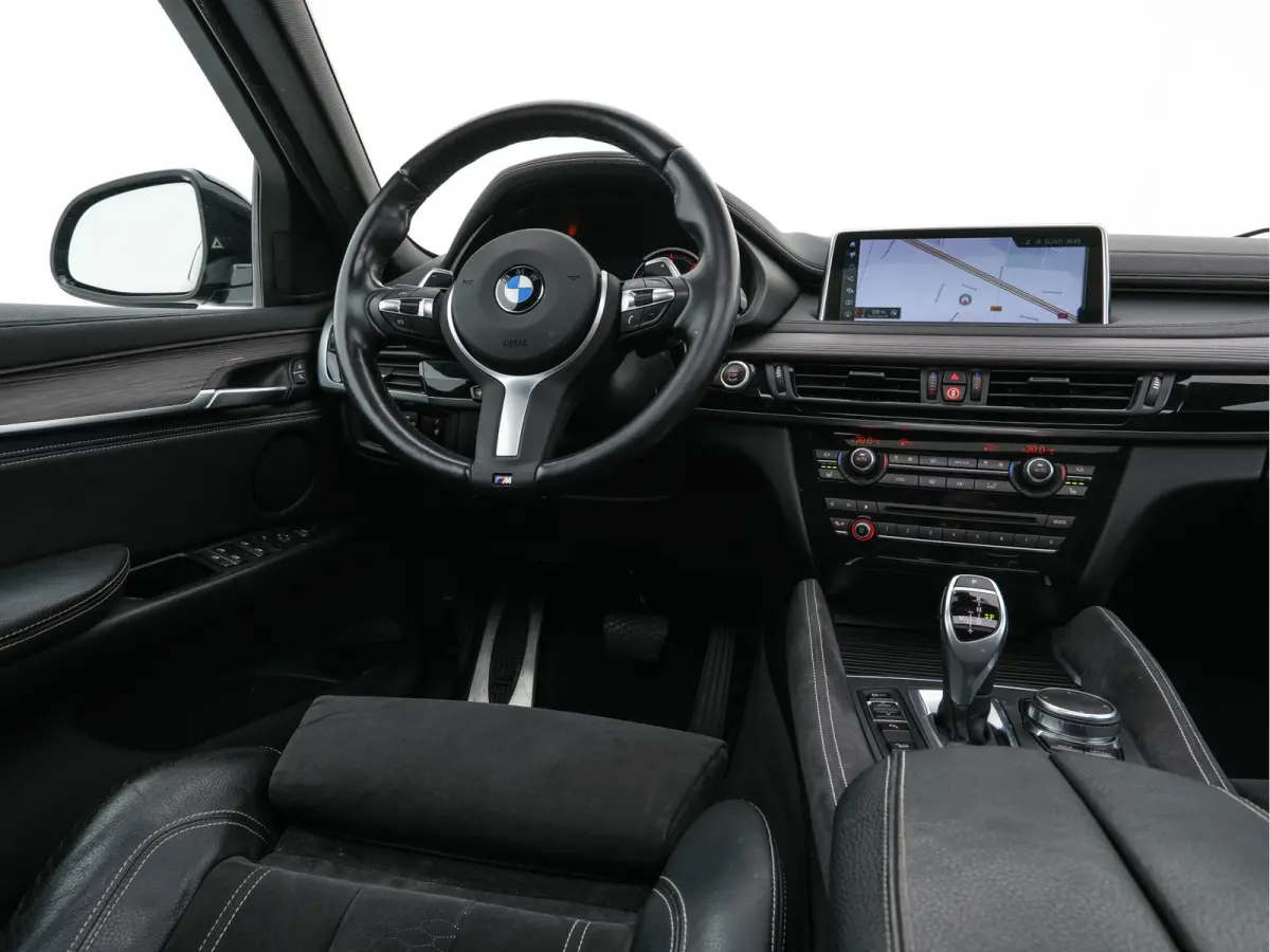 xDrive30d High Executive Design-Edition-Extravagance Aut. *PANO | LEATHER-ALCANTARA | FULL-LED | MEMORY-PACK | HEAD-UP | HIFI-SOUND | KEYLESS | DAB+ | BLIND-SPOT | CAMERA | HEATED-SPORTSEATS