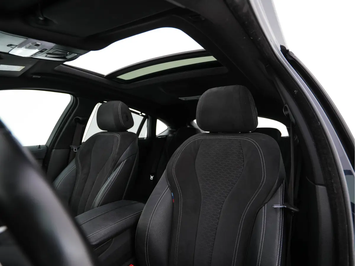 xDrive30d High Executive Design-Edition-Extravagance Aut. *PANO | LEATHER-ALCANTARA | FULL-LED | MEMORY-PACK | HEAD-UP | HIFI-SOUND | KEYLESS | DAB+ | BLIND-SPOT | CAMERA | HEATED-SPORTSEATS