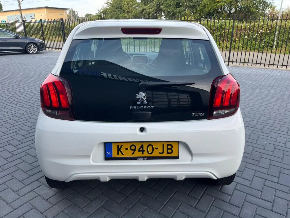 1.0 e-VTi Active NL.Auto/Groot Media/Camera/Carplay/Airco/Elc.Pakket/5 Deurs/1Ste Eigenaar/Dealer Onderhouden