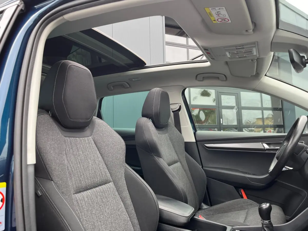 1.0 TSI Business Edition Plus NL.Auto/Panoramadak/Camera/Adaptive-Cruise/Virtual Cockpit/