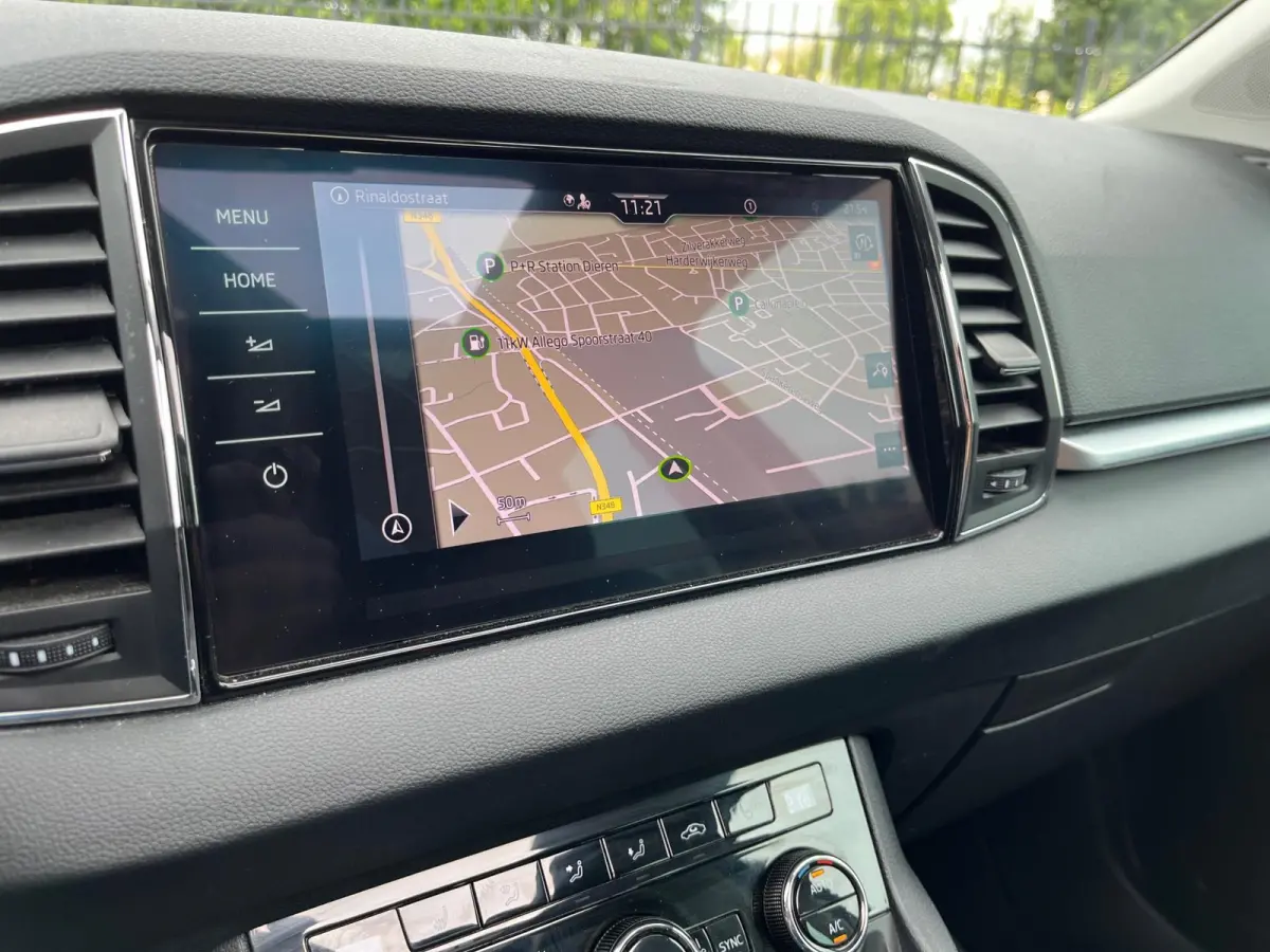 1.0 TSI Business Edition Plus NL.Auto/Panoramadak/Camera/Adaptive-Cruise/Virtual Cockpit/