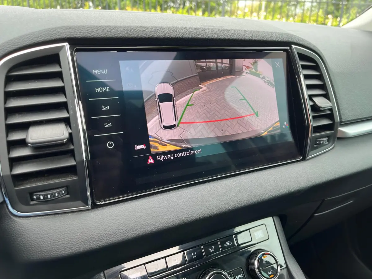 1.0 TSI Business Edition Plus NL.Auto/Panoramadak/Camera/Adaptive-Cruise/Virtual Cockpit/