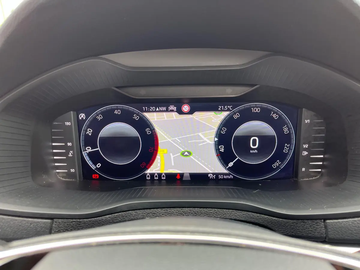 1.0 TSI Business Edition Plus NL.Auto/Panoramadak/Camera/Adaptive-Cruise/Virtual Cockpit/