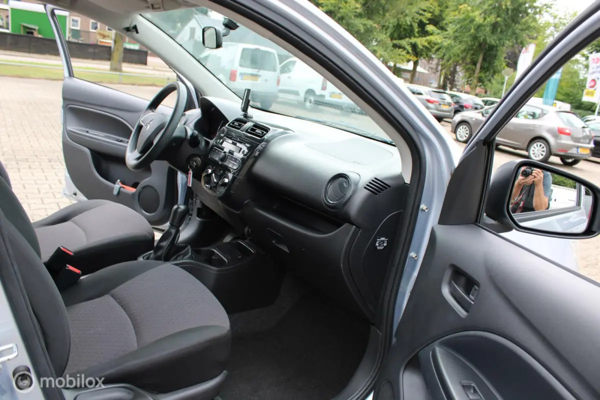 1.0 Cool+, airco, bluetooth.