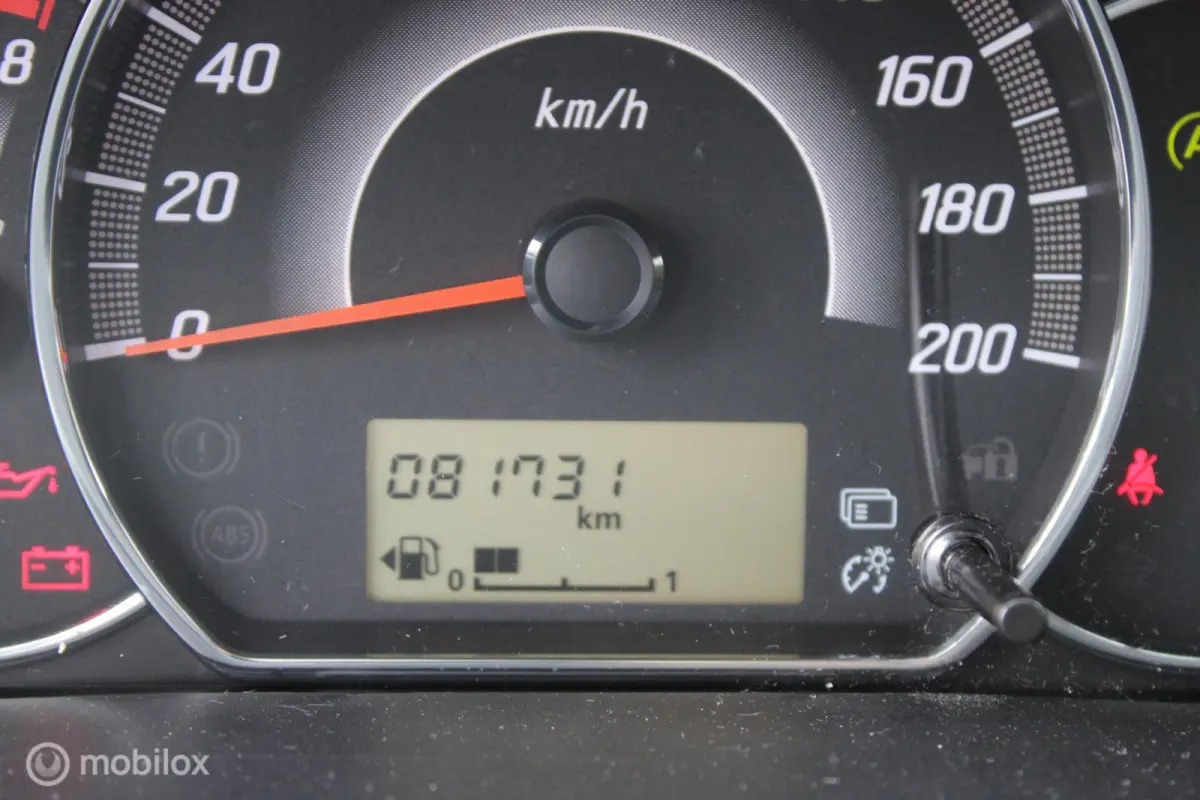 1.0 Cool+, airco, bluetooth.