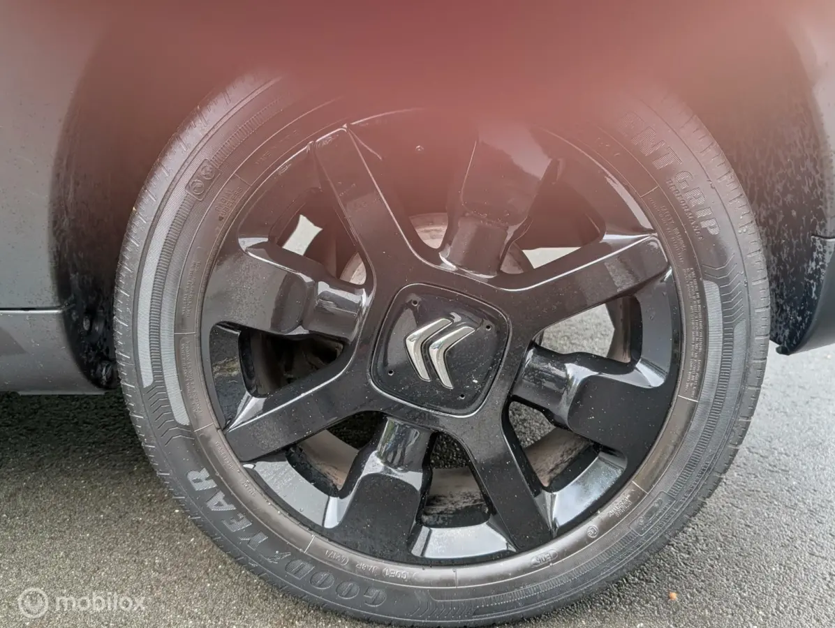 1.2 Shine 110PK One-Tone Black!