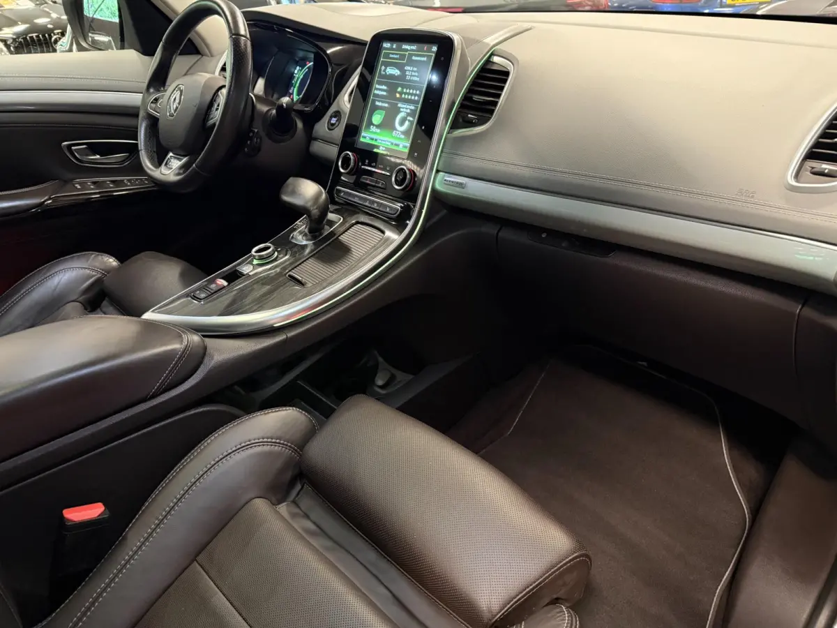 1.6 TCe Initiale Paris 4 CONTROL PANO/CAM/LEDER/DAB/BOSE/SFEERVERL/ECC/PDC/CRUISE///