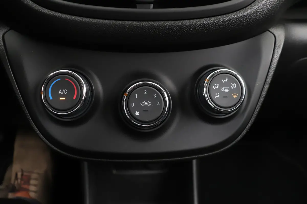 1.0 120 Jaar Edition Airco Bluetooth Cruise