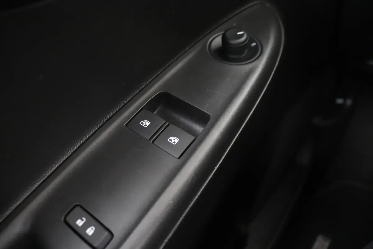 1.0 120 Jaar Edition Airco Bluetooth Cruise
