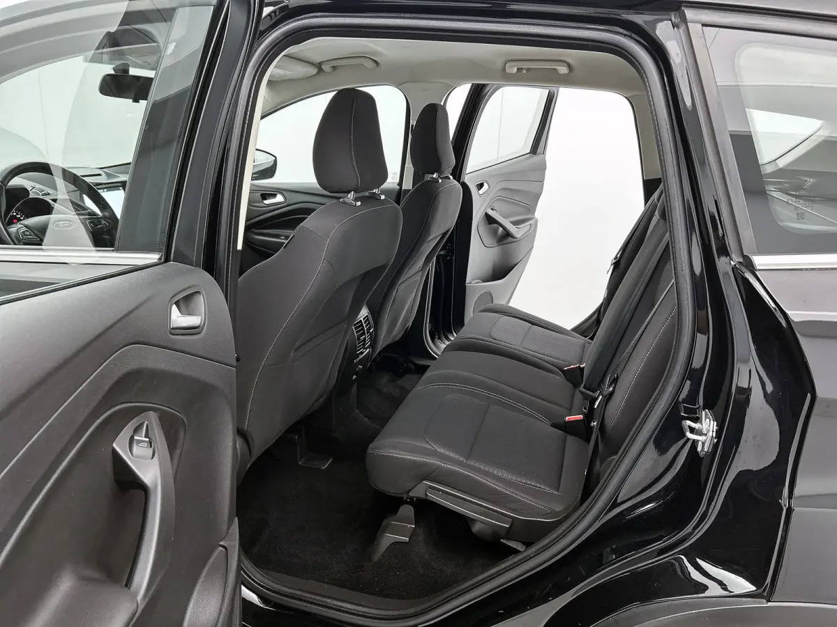 1.5 EcoBoost Titanium (NAVIGATIE, CLIMA, STUURBEDIENING, PARKEERSENSOREN, GOED ONDERHOUDEN)