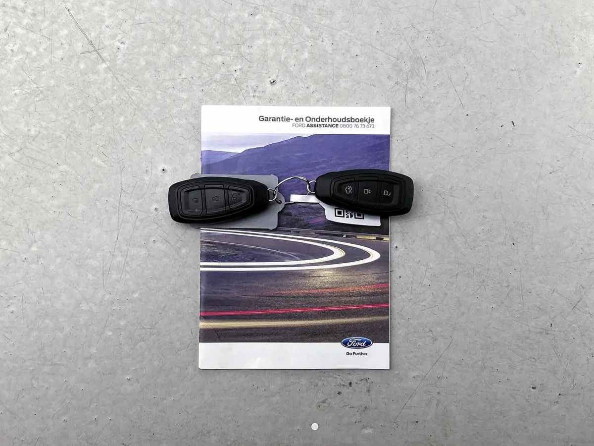 1.5 EcoBoost Titanium (NAVIGATIE, CLIMA, STUURBEDIENING, PARKEERSENSOREN, GOED ONDERHOUDEN)