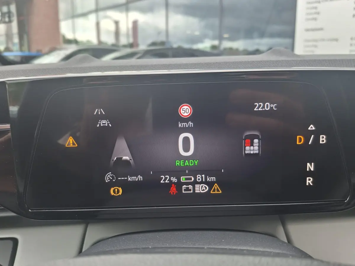 Style Standard Range RWD 52 kWh | 170PK | Voorraad | Full led koplampen | €3000 Ford voordeel | Adaptive cruise control | Parkeersensoren | Achteruitrijcamera | Apple Carplay / Android Aut