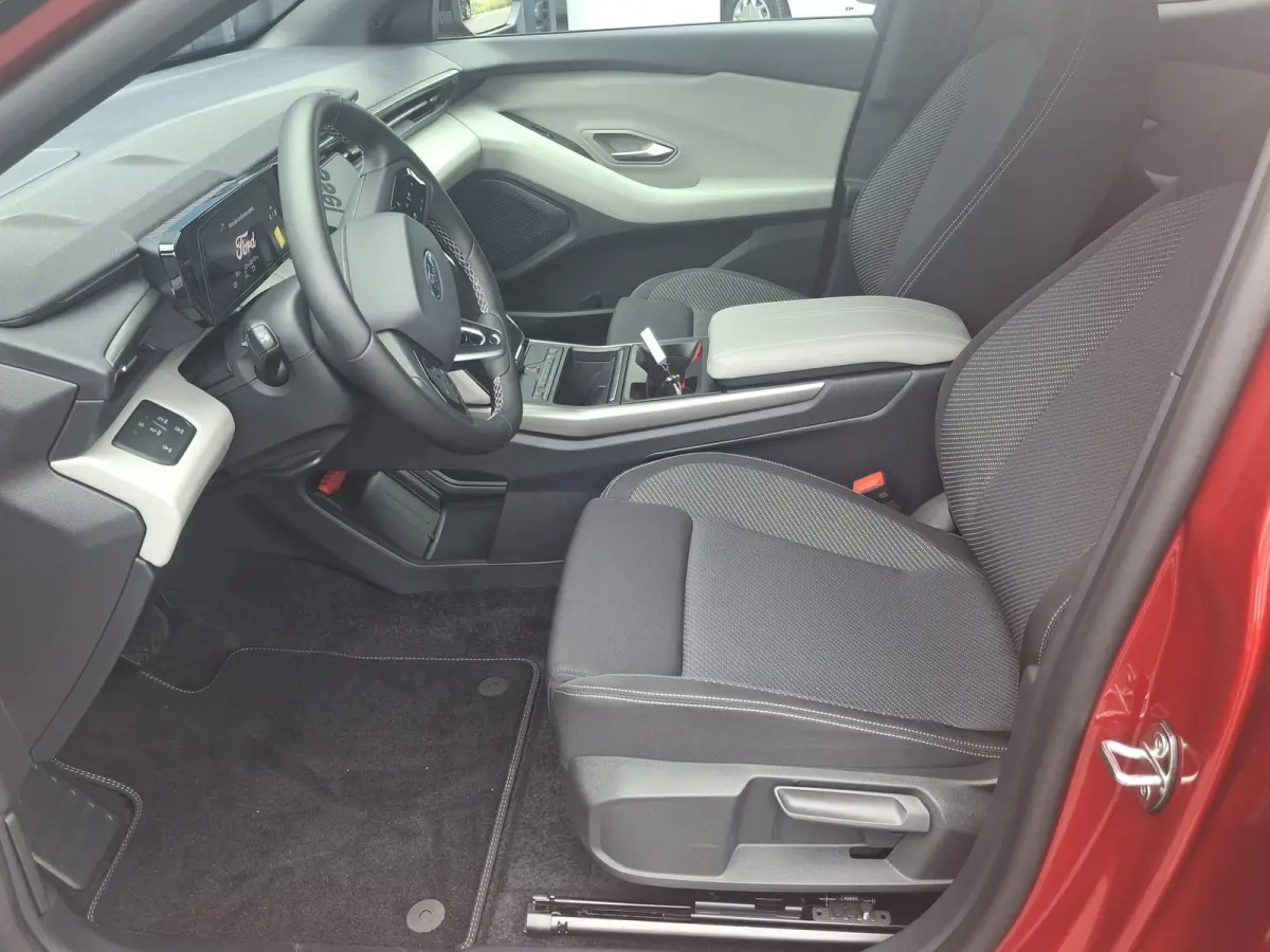 Style Standard Range RWD 52 kWh | 170PK | Voorraad | Full led koplampen | €3000 Ford voordeel | Adaptive cruise control | Parkeersensoren | Achteruitrijcamera | Apple Carplay / Android Aut