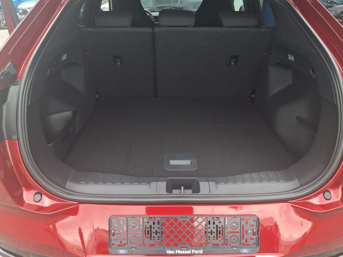Style Standard Range RWD 52 kWh | 170PK | Voorraad | Full led koplampen | €3000 Ford voordeel | Adaptive cruise control | Parkeersensoren | Achteruitrijcamera | Apple Carplay / Android Aut