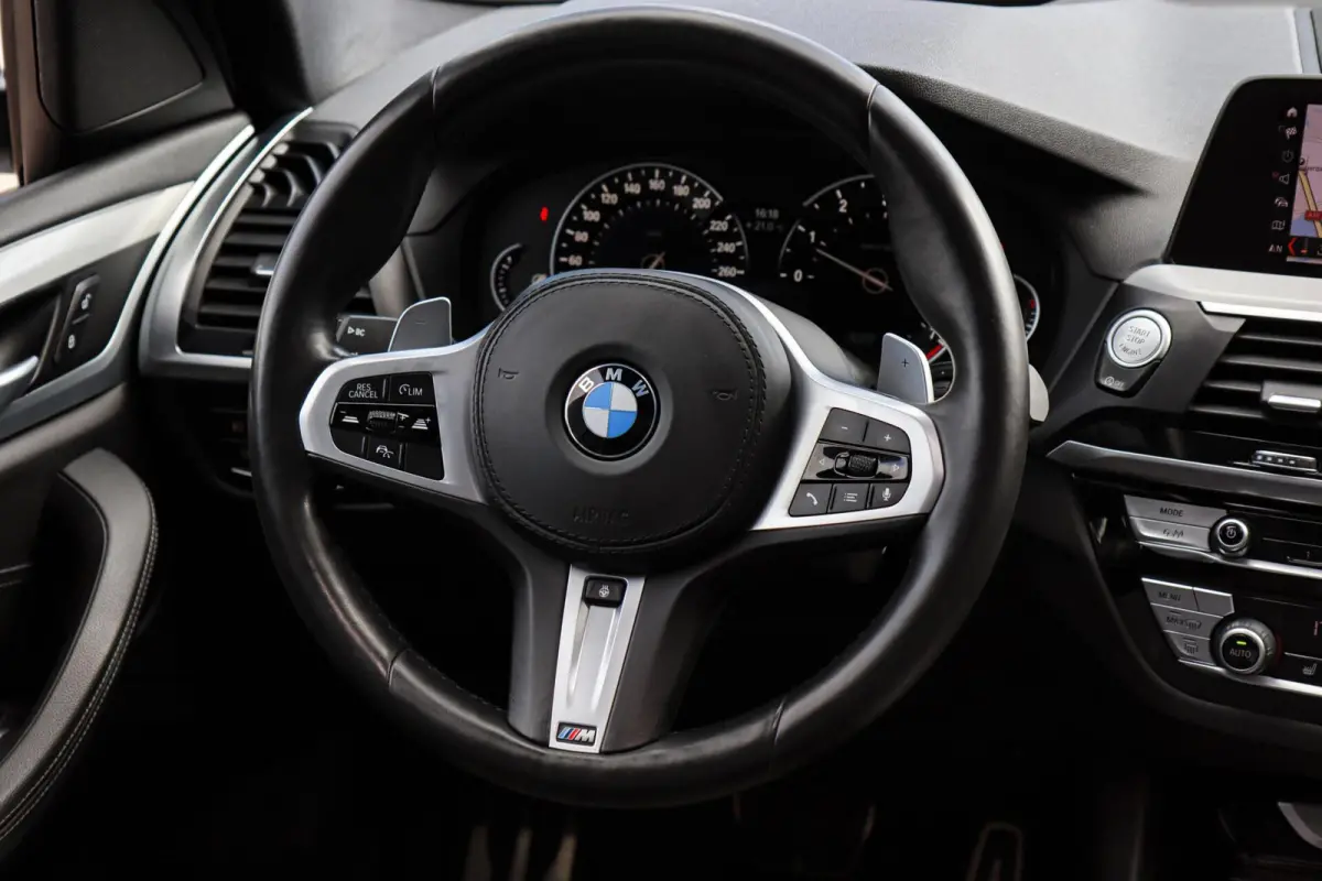 xDrive20i M-Sport M-Pakket /PANODAK/ACC/CAMERA/CARPLAY/KEYLESS/HUD/TREKHAAK/STOELVERW V+A!