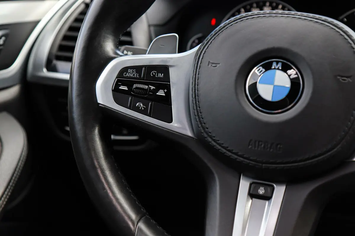 xDrive20i M-Sport M-Pakket /PANODAK/ACC/CAMERA/CARPLAY/KEYLESS/HUD/TREKHAAK/STOELVERW V+A!