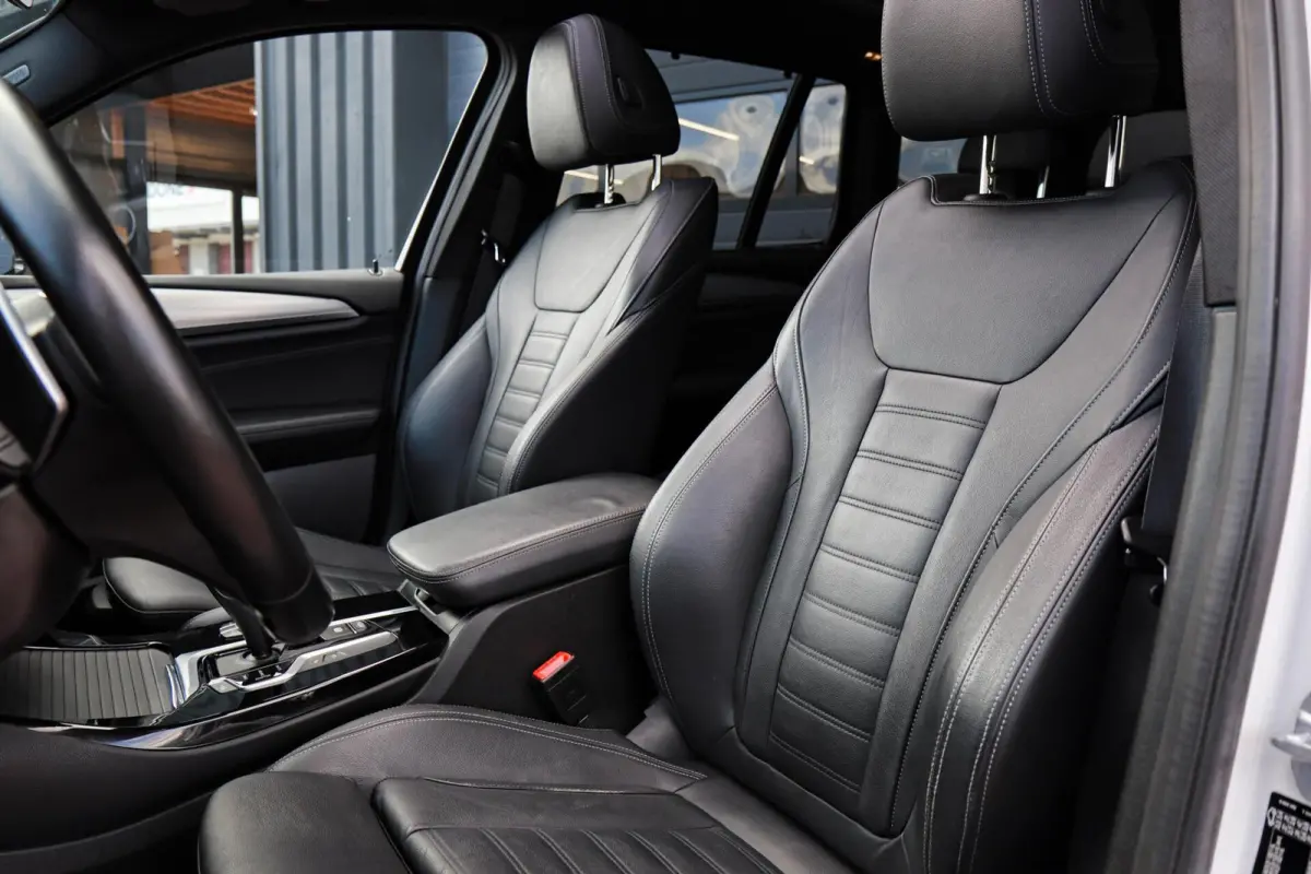 xDrive20i M-Sport M-Pakket /PANODAK/ACC/CAMERA/CARPLAY/KEYLESS/HUD/TREKHAAK/STOELVERW V+A!