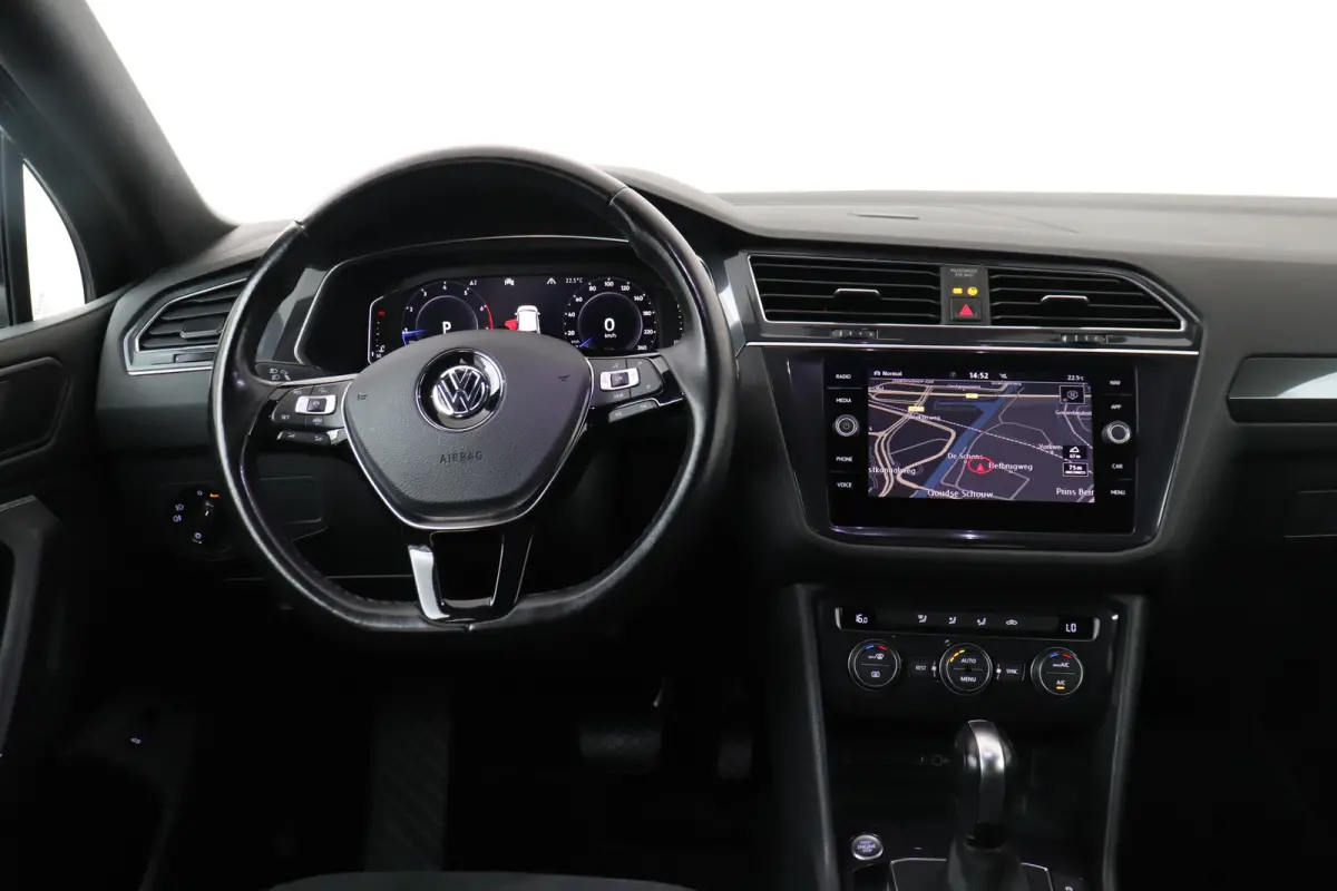 1.5 150 PK Aut. R-Line 7p. Trekhaak Carplay Camera