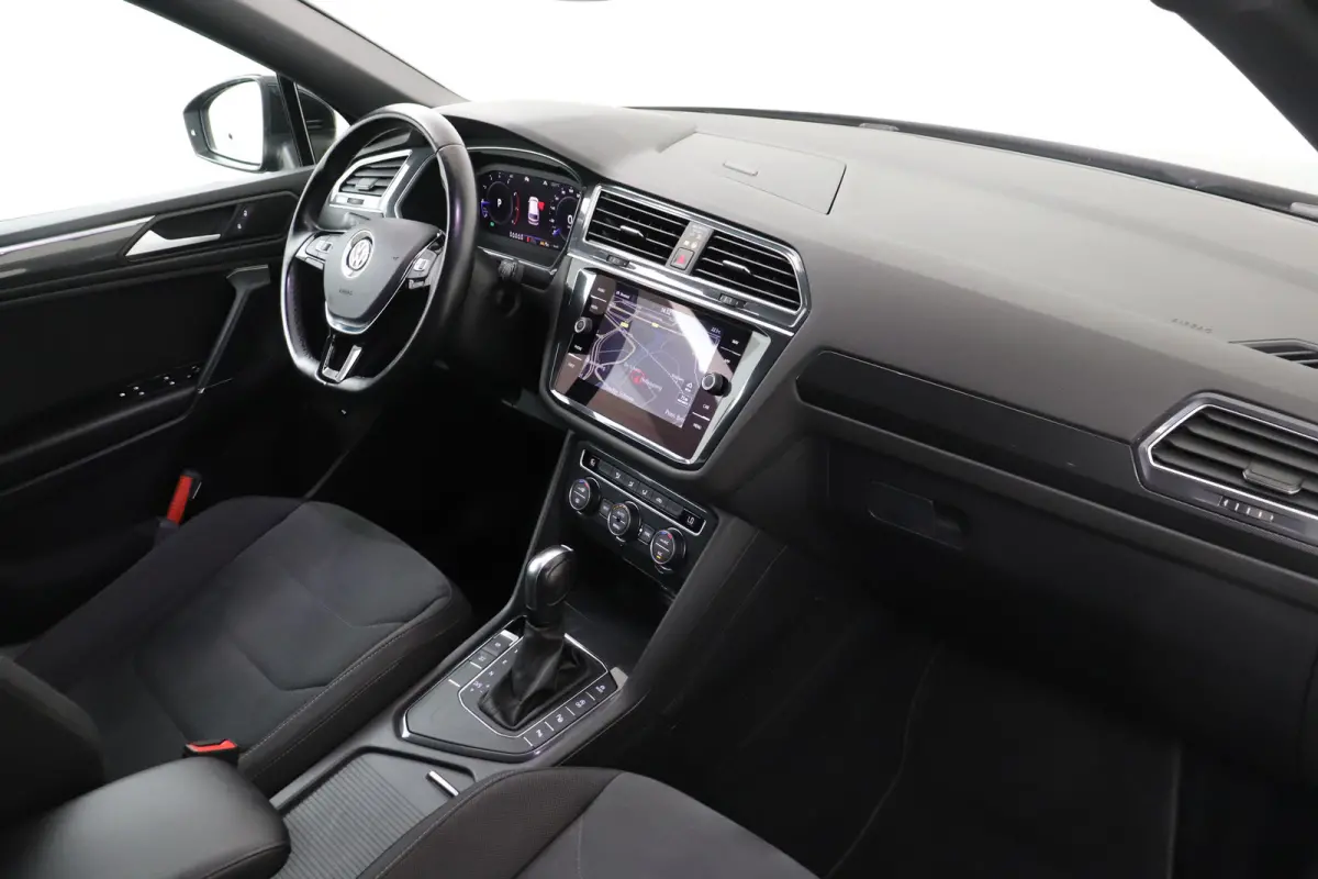 1.5 150 PK Aut. R-Line 7p. Trekhaak Carplay Camera