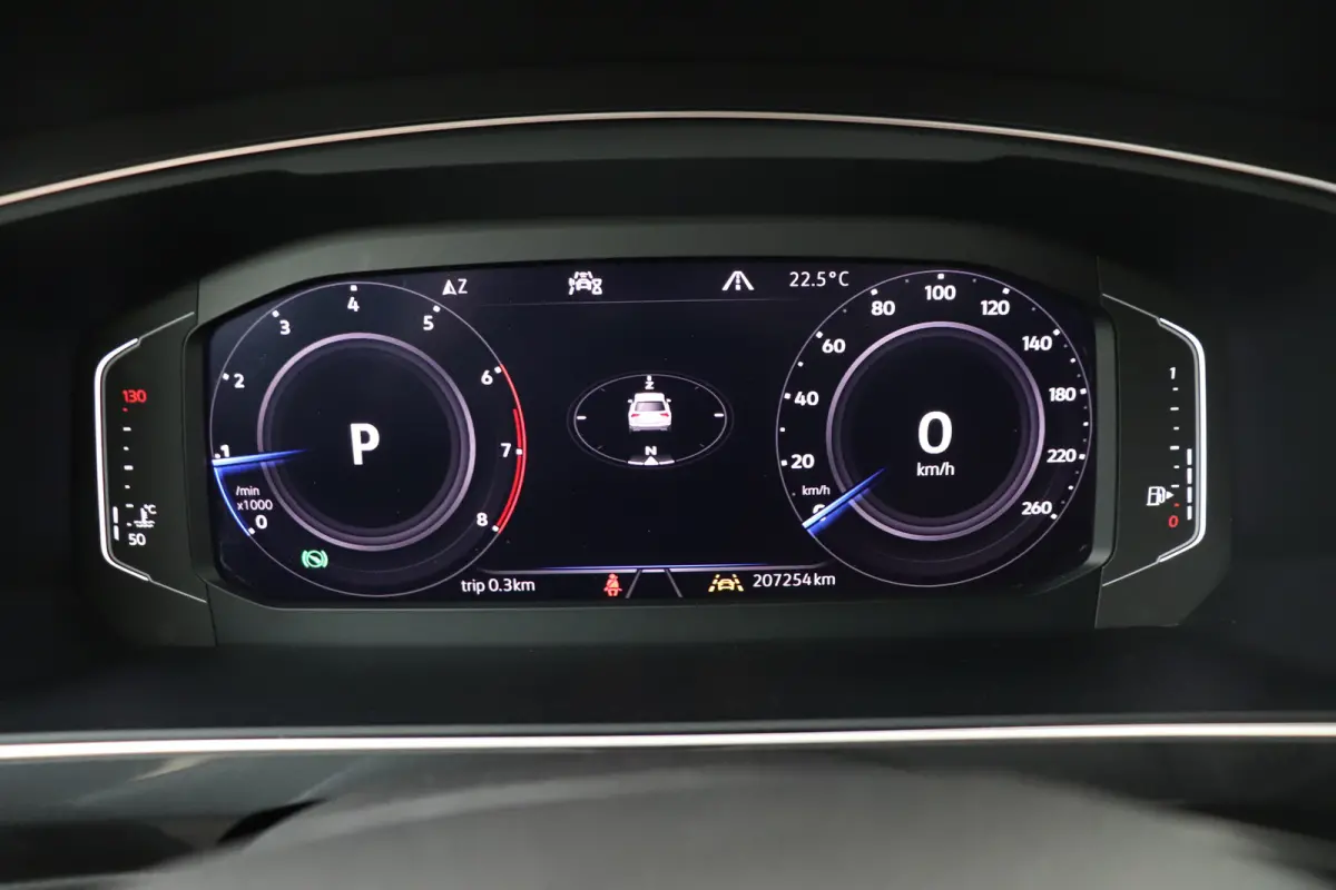 1.5 150 PK Aut. R-Line 7p. Trekhaak Carplay Camera