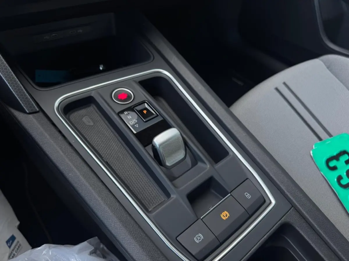 1.0 eTSI Style NAVI VIRTUAL CLIMATE PDC ELEK PAKKET CAMERA