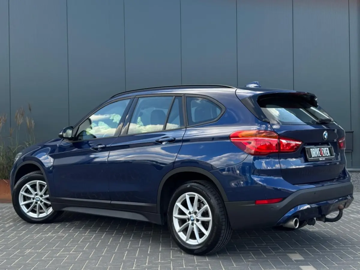 sDrive18i 12-2019 NAVI CLIMATE PDC TREKHAAK SPORTVELGEN